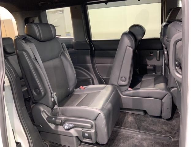 ステップワゴン ｅ：ＨＥＶスパーダ　Ｈ　ＳＥＮＳＩＮＧ　最長５年保証　ワンオ－ナ－　ナビＬＸＭ－２３７ＶＦＮｉ　ＴＶ　Ｒカメラ　ＣＤ録音　ＢＴオ－ディオ　ＤＶＤ　ドラレコ　Ｒモニタ－　ＥＴＣ　ＬＥＤライト　両側電動ドア　ＶＳＡ　クルコン（35枚目）