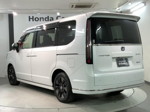 ステップワゴン ｅ：ＨＥＶスパーダ　Ｈ　ＳＥＮＳＩＮＧ　最長５年保証　ワンオ－ナ－　ナビＬＸＭ－２３７ＶＦＮｉ　ＴＶ　Ｒカメラ　ＣＤ録音　ＢＴオ－ディオ　ＤＶＤ　ドラレコ　Ｒモニタ－　ＥＴＣ　ＬＥＤライト　両側電動ドア　ＶＳＡ　クルコン（48枚目）