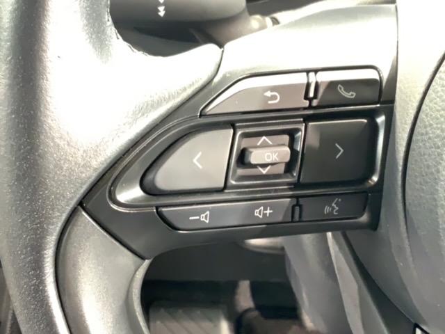 ヤリスクロス ハイブリッドＧ　最長５年保証　ワンオーナー　純正ナビ　ＴＶ　Ｒカメラ　マルチビュー　ＢＴオ－ディオ　ＤＶＤ　ドラレコ　衝突軽減Ｂ　ＥＴＣ　横滑り防止　クルコン　アルミ　スマートキー　盗難防止装置　整備記録簿　ＡＡＣ（9枚目）