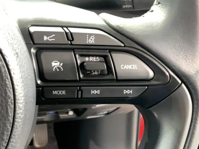 ヤリスクロス ハイブリッドＧ　最長５年保証　ワンオーナー　純正ナビ　ＴＶ　Ｒカメラ　マルチビュー　ＢＴオ－ディオ　ＤＶＤ　ドラレコ　衝突軽減Ｂ　ＥＴＣ　横滑り防止　クルコン　アルミ　スマートキー　盗難防止装置　整備記録簿　ＡＡＣ（10枚目）