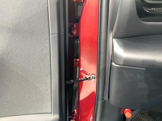 ヤリスクロス ハイブリッドＧ　最長５年保証　ワンオーナー　純正ナビ　ＴＶ　Ｒカメラ　マルチビュー　ＢＴオ－ディオ　ＤＶＤ　ドラレコ　衝突軽減Ｂ　ＥＴＣ　横滑り防止　クルコン　アルミ　スマートキー　盗難防止装置　整備記録簿　ＡＡＣ（42枚目）