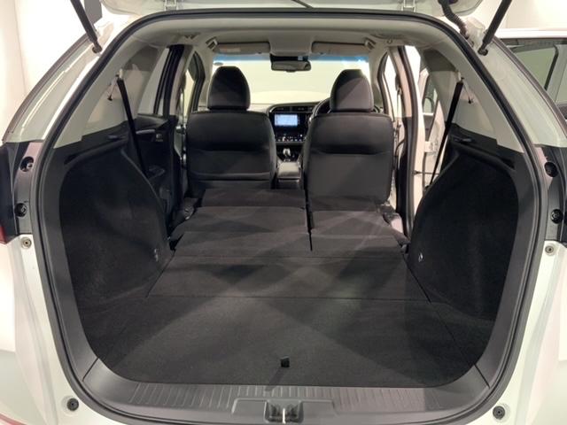 シャトル ハイブリッドＸホンダセンシング　最長５年保証　ワンオ－ナ－　ナビＶＸＭ－２１４ＶＦｉ　ＴＶ　Ｒカメラ　ＣＤ録音　ＢＴオ－ディオ　ＤＶＤ　ＥＴＣ　ＬＥＤライト　ＶＳＡ　シ－トヒ－タ－　アルミ　スマ－トキ－　スペアキー　盗難防止装置（19枚目）