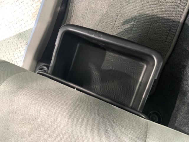 ����Ȃ̃V�[�g���ɂ͕֗��Ȏ��[�X�y�[�X������܂��B