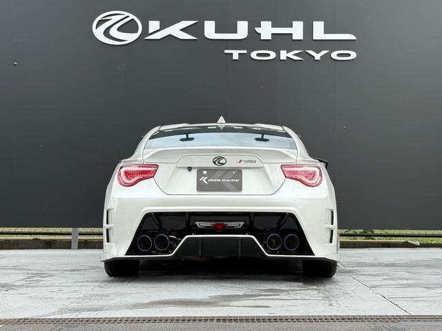 ８６ ＧＴ　ＫＵＨＬ０１Ｒ－ＧＴフルエアロ／ＫＵＨＬ４テールマフラー／ＴＥＩＮ車高調整式サス／ＷＯＲＫ　ＥＭＯＴＩＯＮ１８インチＡＷ／前後型ドライブレコーダー／７インチフルセグＳＤナビ／レーダー探知機（7枚目）