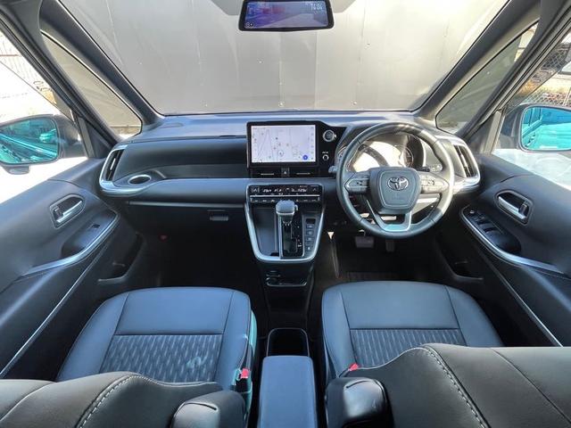 ノア Ｓ－Ｚ　ＫＵＨＬフルコンプリート／ＡＩＲＦＯＲＣＥエアサス／ヴェルズＤＤＲ１９インチＡＷ／ＫＵＨＬ４本出しマフラー／リアアクスル加工／ＬＥＤヘッドライト／モデリスタフロントグリルＬＥＤ付／フリップダウン（18枚目）