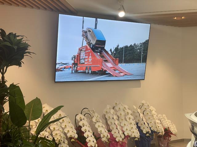 ノア Ｓ－Ｚ　ＫＵＨＬフルコンプリート／ＡＩＲＦＯＲＣＥエアサス／ヴェルズＤＤＲ１９インチＡＷ／ＫＵＨＬ４本出しマフラー／リアアクスル加工／ＬＥＤヘッドライト／モデリスタフロントグリルＬＥＤ付／フリップダウン（76枚目）