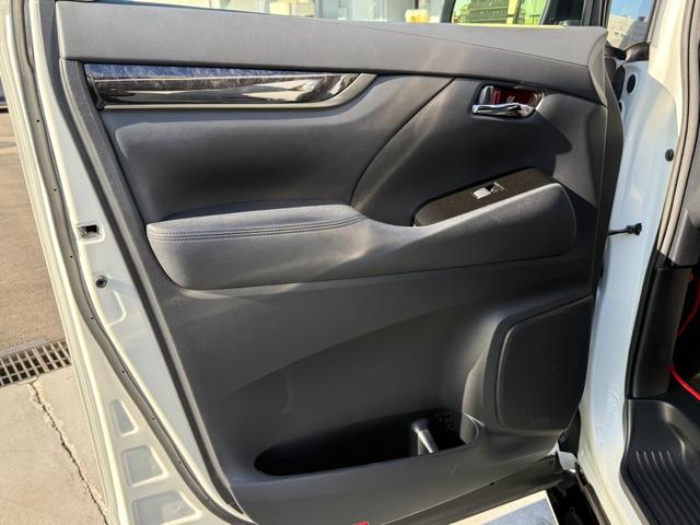 TOYOTA ALPHARD 2.5S TYPE GOLD II