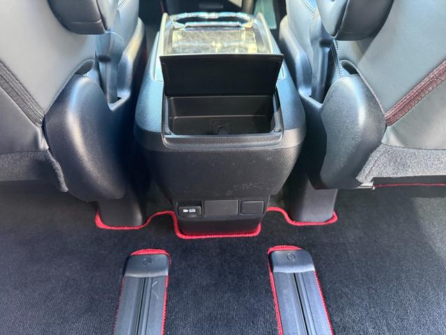 TOYOTA ALPHARD 2.5S TYPE GOLD II