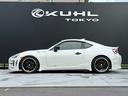 ８６ ＧＴ　ＫＵＨＬ０１Ｒ－ＧＴフルエアロ／ＫＵＨＬ４テールマフラー／ＴＥＩＮ車高調整式サス／ＷＯＲＫ　ＥＭＯＴＩＯＮ１８インチＡＷ／前後型ドライブレコーダー／７インチフルセグＳＤナビ／レーダー探知機（5枚目）
