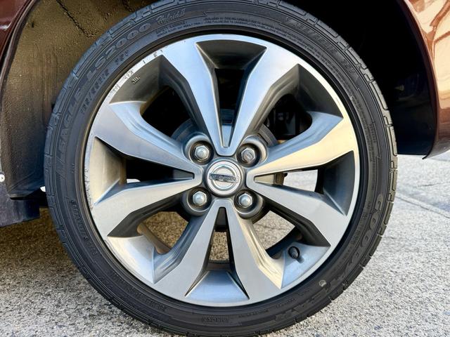 デイズルークス ハイウェイスター　Ｘ　Ｇパッケージ　衝突軽減ブレーキ　車検２年付　禁煙車　両側電動スライドドア　全方位カメラ　ナビ　フルセグＴＶ　Ｂｌｕｅｔｏｏｔｈ　ＤＶＤ　オート点灯ヘッドライト　オート格納ドアミラー　スマートキー　プッシュスタート（33枚目）