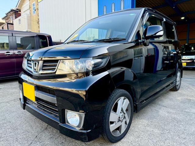 弊社特選車となります！問い合わせの多い車両となっっておりますのでお早めにお問い合わせください！