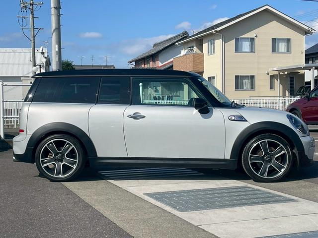 ＭＩＮＩ クーパーＳ　クラブマン　ＣＤ再生　ＥＴＣ　ＨＩＤヘッドライト　フロントフォグランプ　キーレス　ハーフレザーシート　純正１７インチアルミホイール（5枚目）