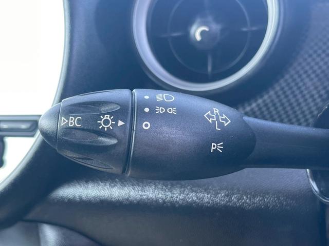 ＭＩＮＩ クーパーＳ　クラブマン　ＣＤ再生　ＥＴＣ　ＨＩＤヘッドライト　フロントフォグランプ　キーレス　ハーフレザーシート　純正１７インチアルミホイール（21枚目）