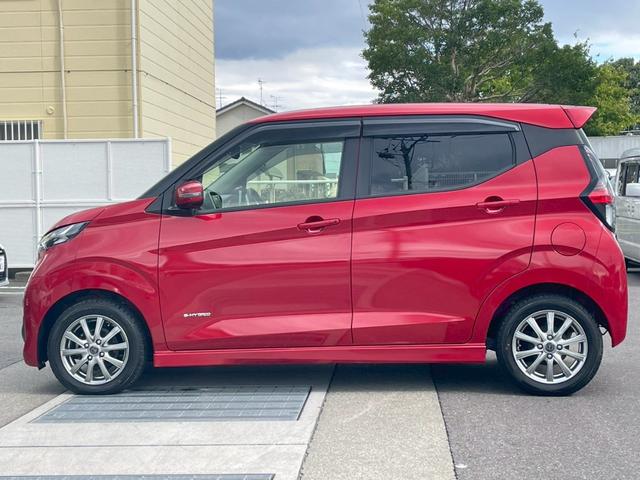 デイズ ハイウェイスター　Ｘ　純正９インチナビ　フルセグＴＶ　Ｂｌｕｅｔｏｏｔｈ　ＣＤ／ＤＶＤ再生　ドライブレコーダー　ＬＥＤヘッドライト　オートライト　全周囲カメラ　車線逸脱防止警報　衝突軽減ブレーキ（4枚目）