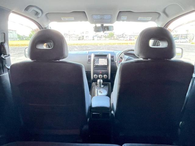 エクストレイル ２０ＧＴ　純正ＨＤＤナビ　フルセグＴＶ　ＣＤ／ＤＶＤ再生　Ｂｌｕｅｔｏｏｔｈ　　バックカメラ　ＨＩＤヘッドライト　キーレス　ドライブレコーダー　クルーズコントロール　純正１８インチアルミホイール　４ＷＤ（12枚目）