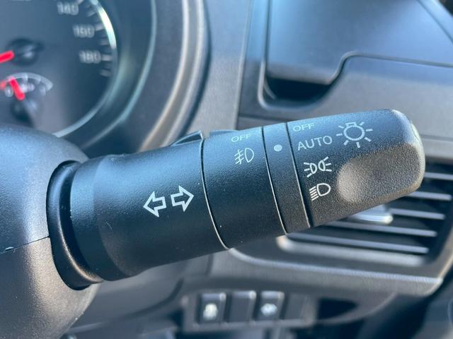 エクストレイル ２０ＧＴ　純正ＨＤＤナビ　フルセグＴＶ　ＣＤ／ＤＶＤ再生　Ｂｌｕｅｔｏｏｔｈ　　バックカメラ　ＨＩＤヘッドライト　キーレス　ドライブレコーダー　クルーズコントロール　純正１８インチアルミホイール　４ＷＤ（24枚目）