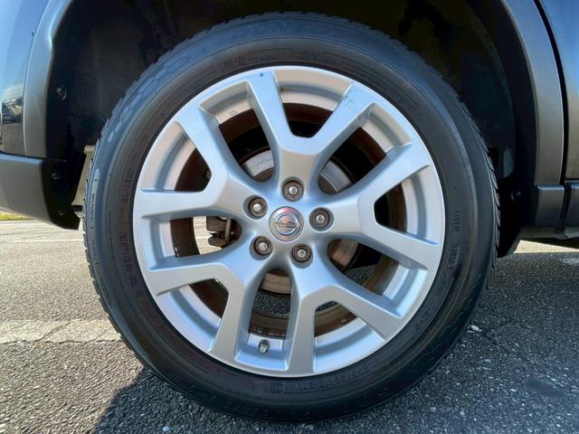 エクストレイル ２０ＧＴ　純正ＨＤＤナビ　フルセグＴＶ　ＣＤ／ＤＶＤ再生　Ｂｌｕｅｔｏｏｔｈ　　バックカメラ　ＨＩＤヘッドライト　キーレス　ドライブレコーダー　クルーズコントロール　純正１８インチアルミホイール　４ＷＤ（35枚目）