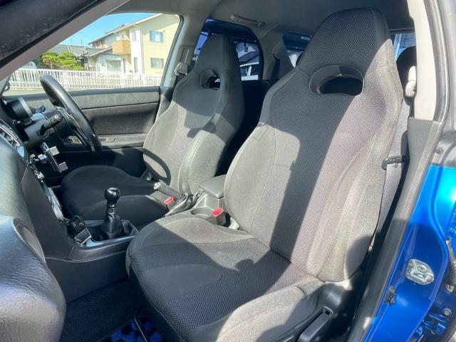 インプレッサスポーツワゴン ＷＲＸ　ＭＴ５速☆ＣＤ再生☆ＥＴＣ☆ＨＩＤヘッドライト☆ドラレコ☆４ＷＤ☆（9枚目）