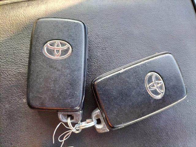 プリウスアルファ G 純正8インチナビ フルセグTV CD/DVD再生 Bluetooth ETC LEDヘッドライト オートライト フロントフォグランプ  クルーズコントロール 純正16インチアルミホイール(30枚目)