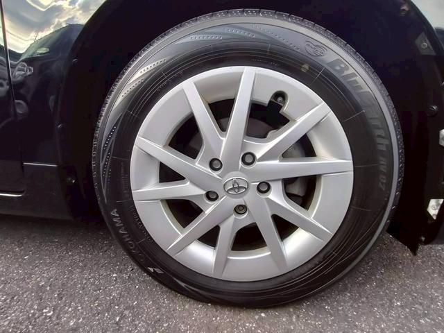 プリウスアルファ G 純正8インチナビ フルセグTV CD/DVD再生 Bluetooth ETC LEDヘッドライト オートライト フロントフォグランプ  クルーズコントロール 純正16インチアルミホイール(35枚目)