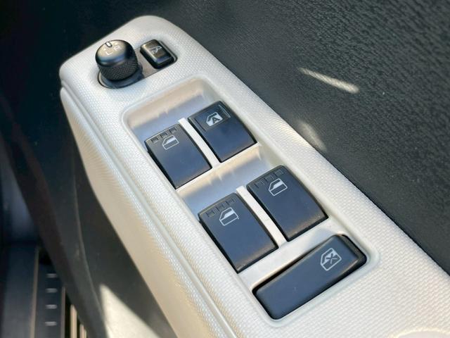 ミラココア ココアX CD再生 ベンチシート キーレス スマートキー フロントフォグランプ(24枚目)