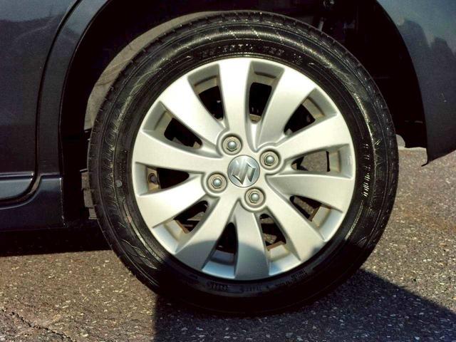 スペーシアカスタム XS SDナビ フルセグTV バックカメラ ETC 電動スライドドア 純正アルミ14インチアルミホイール アイドリングストップ CD+DVD再生可 ベンチシート HIDヘッドライト プッシュスタート(33枚目)