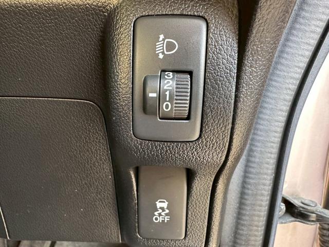 Ｎ－ＢＯＸ＋ Ｇ・Ｌパッケージ　ナビ　フルセグＴＶ　ＣＤ　ＤＶＤ　アイドリングストップ　ベンチシート　プッシュスタート　両側電動スライドドア　１４インチアルミ（29枚目）