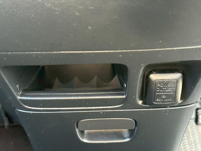 Ｎ－ＢＯＸ＋ Ｇ・Ｌパッケージ　ナビ　フルセグＴＶ　ＣＤ　ＤＶＤ　アイドリングストップ　ベンチシート　プッシュスタート　両側電動スライドドア　１４インチアルミ（33枚目）