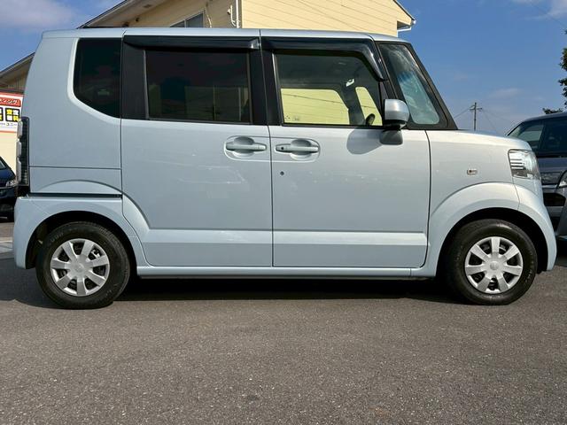 Ｎ－ＢＯＸ Ｇ・Ｌパッケージ　純正ナビ　ワンセグＴＶ　ＣＤ　ＤＶＤ　バックカメラ　ＥＴＣ　ベンチシート　片側電動スライドドア　アイドリングストップ　プッシュスタート（5枚目）
