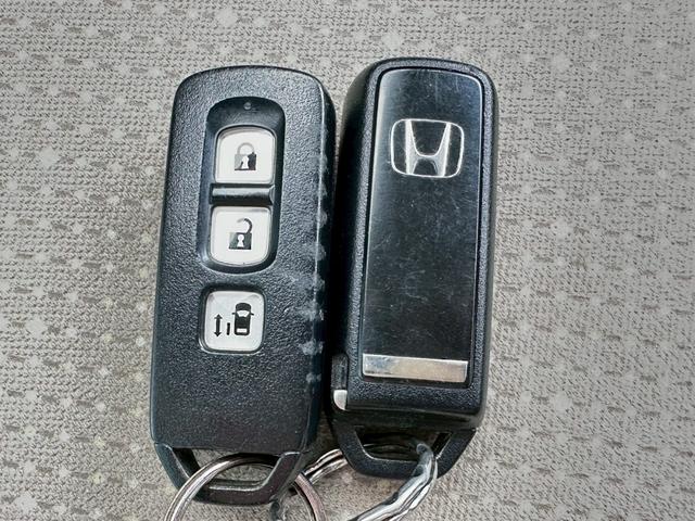 Ｎ－ＢＯＸ Ｇ・Ｌパッケージ　純正ナビ　ワンセグＴＶ　ＣＤ　ＤＶＤ　バックカメラ　ＥＴＣ　ベンチシート　片側電動スライドドア　アイドリングストップ　プッシュスタート（30枚目）