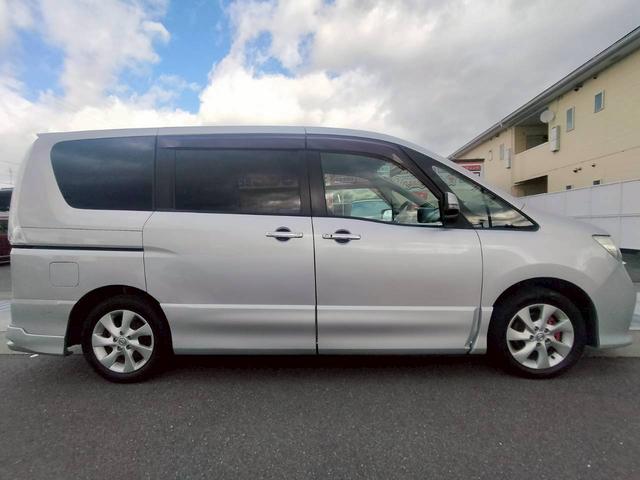 セレナ ハイウェイスター 純正HDDナビ アルパイン10.1インチフィリップダウンモニタ- バックカメラ 両側パワ-スライドドア ETC HIDヘッドライト フォグランプ プッシュスタート 16インチアルミホイール(5枚目)