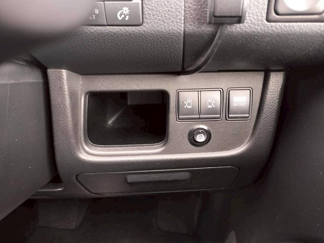 セレナ ハイウェイスター 純正HDDナビ アルパイン10.1インチフィリップダウンモニタ- バックカメラ 両側パワ-スライドドア ETC HIDヘッドライト フォグランプ プッシュスタート 16インチアルミホイール(30枚目)