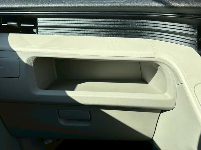 ムーヴ Ｌ　ＳＡＩＩＩ　ＳＤナビ　バックカメラ　スマ－トアシスト３　オートマチックハイビ－ム　アイドリングストップ　ベンチシ－ト　フルセグＴＶ　ＣＤ＋ＤＶＤ再生可　Ｂｌｕｅｔｏｏｔｈ　キーレス（31枚目）