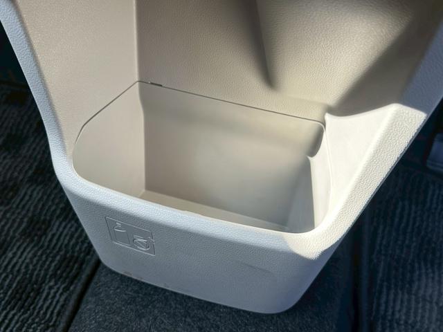 ムーヴ Ｌ　ＳＡＩＩＩ　ＳＤナビ　バックカメラ　スマ－トアシスト３　オートマチックハイビ－ム　アイドリングストップ　ベンチシ－ト　フルセグＴＶ　ＣＤ＋ＤＶＤ再生可　Ｂｌｕｅｔｏｏｔｈ　キーレス（34枚目）