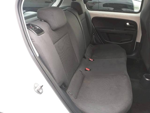 アップ！ ハイ　アップ！　ポータブルナビ　コーナーセンサー　シートヒーター　ＥＴＣ　オートライト　シティエマージェンシーブレーキ　純正１５インチアルミホイール（9枚目）