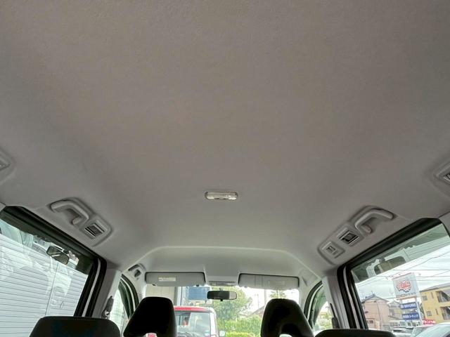 ステップワゴンスパーダ パワーエディション　純正９インチナビ　バックカメラ　フルセグＴＶ　ＣＤ　ＤＶＤ　ＨＩＤヘッドライト　オートライト　両側電動スライドドア　純正１６インチアルミ　ＥＴＣ　アイドリングストップ（15枚目）