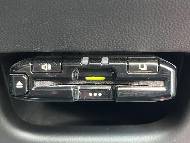 【ＥＴＣ】高速道路の料金所をストレスなく通過！話題のスポットやサービスエリアに多い「スマートＩＣ」利用時は必須のアイテムです。当店でセットアップを実施、ご納車当日からすぐにご利用いただけます！