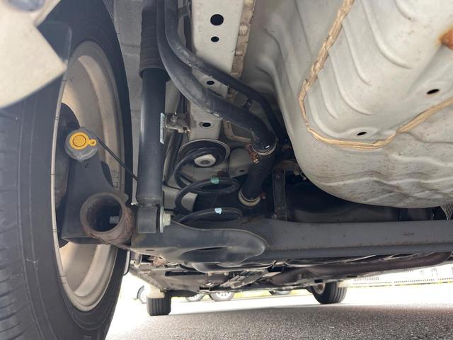 ノート メダリスト　全周囲カメラ　禁煙車　ハーフレザーシート　ドラレコ　コーナーセンサー　スマートキー　ＬＥＤヘッド　ＥＴＣ　純正１５インチアルミ　オートライト　オートエアコン　Ｂｌｕｅｔｏｏｔｈ　ＣＤ　ＤＶＤ再生（21枚目）