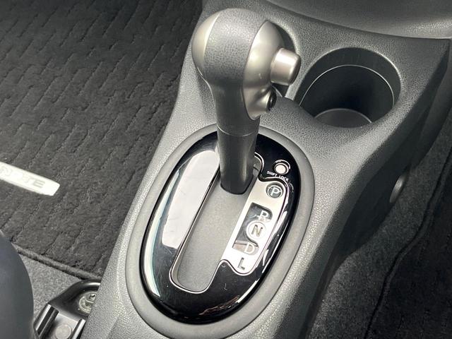 ノート メダリスト　全周囲カメラ　禁煙車　ハーフレザーシート　ドラレコ　コーナーセンサー　スマートキー　ＬＥＤヘッド　ＥＴＣ　純正１５インチアルミ　オートライト　オートエアコン　Ｂｌｕｅｔｏｏｔｈ　ＣＤ　ＤＶＤ再生（26枚目）