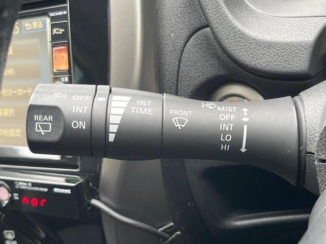 ノート メダリスト　全周囲カメラ　禁煙車　ハーフレザーシート　ドラレコ　コーナーセンサー　スマートキー　ＬＥＤヘッド　ＥＴＣ　純正１５インチアルミ　オートライト　オートエアコン　Ｂｌｕｅｔｏｏｔｈ　ＣＤ　ＤＶＤ再生（29枚目）