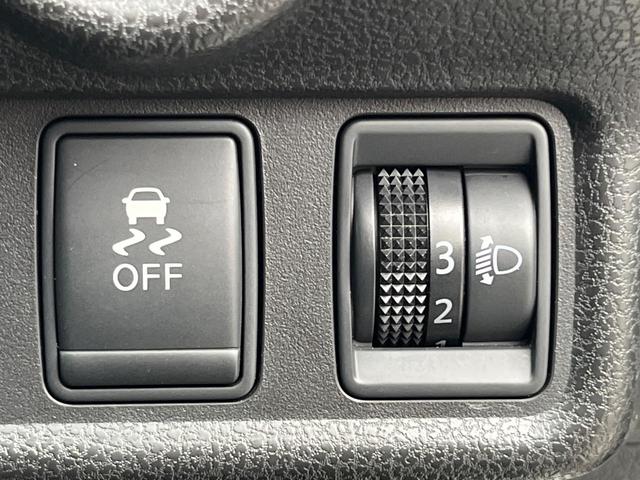 ノート メダリスト　全周囲カメラ　禁煙車　ハーフレザーシート　ドラレコ　コーナーセンサー　スマートキー　ＬＥＤヘッド　ＥＴＣ　純正１５インチアルミ　オートライト　オートエアコン　Ｂｌｕｅｔｏｏｔｈ　ＣＤ　ＤＶＤ再生（32枚目）