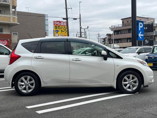 ノート メダリスト　全周囲カメラ　禁煙車　ハーフレザーシート　ドラレコ　コーナーセンサー　スマートキー　ＬＥＤヘッド　ＥＴＣ　純正１５インチアルミ　オートライト　オートエアコン　Ｂｌｕｅｔｏｏｔｈ　ＣＤ　ＤＶＤ再生（44枚目）
