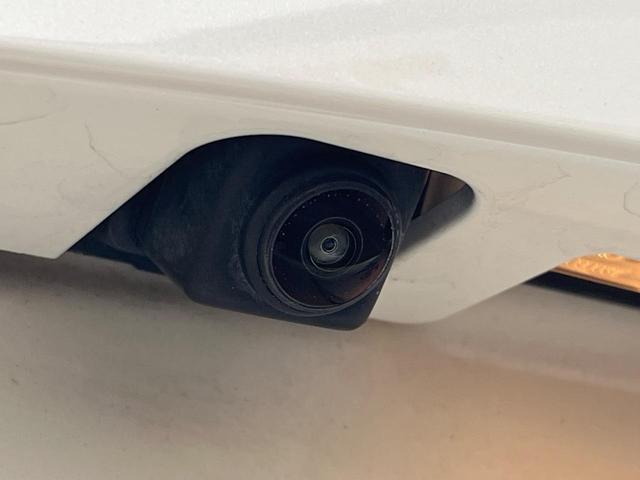 ノート メダリスト　全周囲カメラ　禁煙車　ハーフレザーシート　ドラレコ　コーナーセンサー　スマートキー　ＬＥＤヘッド　ＥＴＣ　純正１５インチアルミ　オートライト　オートエアコン　Ｂｌｕｅｔｏｏｔｈ　ＣＤ　ＤＶＤ再生（53枚目）