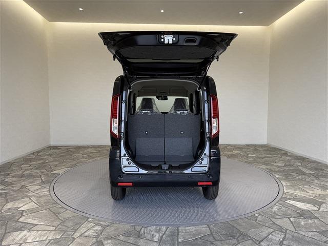 スペーシア ハイブリッドG 届出済未使用車/条件付新品ナビETCドラレコ/衝突軽減ブレーキ/両側スライドドア/スマートキー/プッシュスタート/ベンチシート/アイドリングストップ/サイドエアバッグ/オートエアコン/オートライト(14枚目)