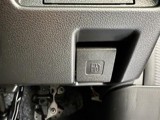 スペーシア ハイブリッドG 届出済未使用車/条件付新品ナビETCドラレコ/衝突軽減ブレーキ/両側スライドドア/スマートキー/プッシュスタート/ベンチシート/アイドリングストップ/サイドエアバッグ/オートエアコン/オートライト(40枚目)