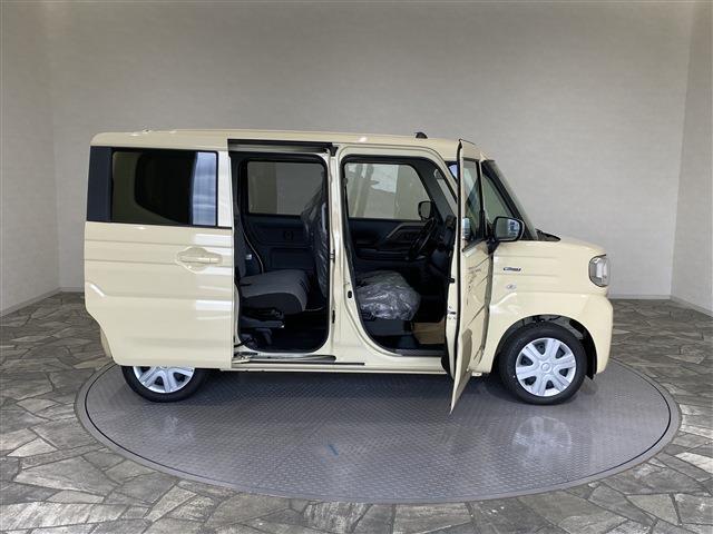 スペーシア ハイブリッドＧ　届出済未使用車／条件付新品ナビＥＴＣドラレコ／衝突軽減ブレーキ／両側スライドドア／スマートキー／プッシュスタート／ベンチシート／アイドリングストップ／サイドエアバッグ／オートエアコン／オートライト（9枚目）