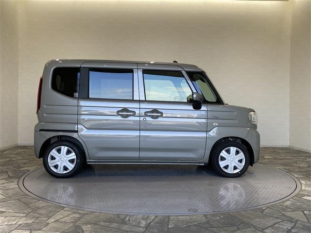 スペーシア ハイブリッドX 届出済未使用車/条件付新品ナビETCドラレコ/衝突軽減ブレーキ/両側電動スライドドア/スマートキー/プッシュスタート/ベンチシート/アダプティブクルーズ/障害物センサー/オートエアコン/オートライト(8枚目)