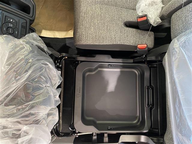 スペーシア ハイブリッドX 届出済未使用車/条件付新品ナビETCドラレコ/衝突軽減ブレーキ/両側電動スライドドア/スマートキー/プッシュスタート/ベンチシート/アダプティブクルーズ/障害物センサー/オートエアコン/オートライト(63枚目)