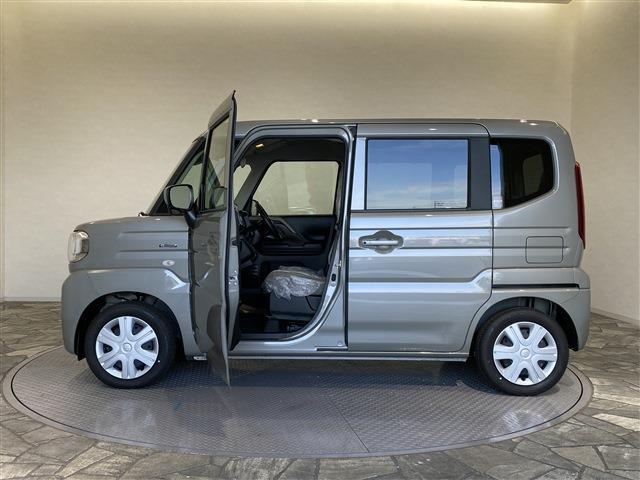 スペーシア ハイブリッドＸ　届出済未使用車／条件付新品ナビＥＴＣドラレコ／衝突軽減ブレーキ／両側電動スライドドア／スマートキー／プッシュスタート／ベンチシート／アダプティブクルーズ／障害物センサー／シートヒーター／ＬＥＤヘッド（12枚目）