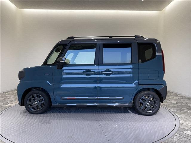 スペーシアギア ハイブリッドＸＺ　届出済未使用車／愛知県限定／衝突軽減ブレーキ／ローン条件付新品ナビＥＴＣドラレコ／障害物センサー／スマートキー／ＬＥＤヘッドライト／両側電動スライドドア／シートヒーター／アダプティブクルーズ（9枚目）